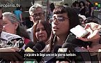 Alumnas de un liceo atacadas por carabineros al interior del establecimiento, la violencia de los uniformados en vez de amainar se agudiza, se nota que es política institucional avalada por el gobierno. Chile