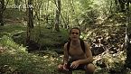Sobrevivo 24H (casi) sin ropa en el bosque